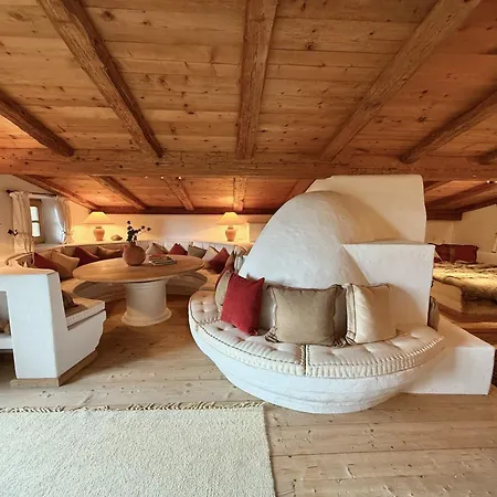 Kitzdiamant With Pool, Sauna & Garden Deluxe By Belle-stay *