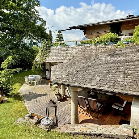 Kitzdiamant With Pool, Sauna & Garden Deluxe By Belle-stay Dom wakacyjny Sankt Johann in Tirol