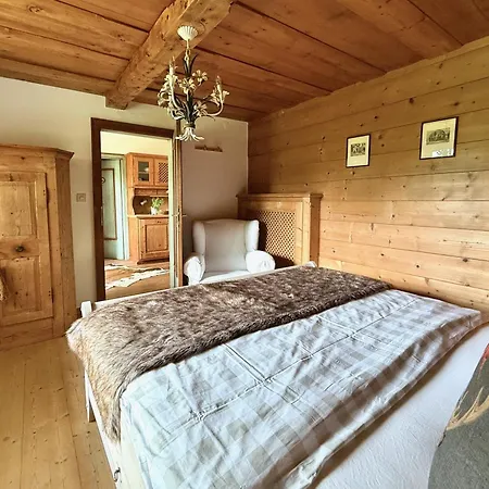 Kitzdiamant With Pool, Sauna & Garden Deluxe By Belle-stay