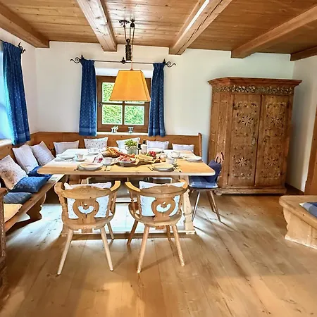 Kitzdiamant With Pool, Sauna & Garden Deluxe By Belle-stay Dom wakacyjny Sankt Johann in Tirol