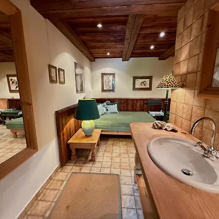 Dom wakacyjny Kitzdiamant With Pool, Sauna & Garden Deluxe By Belle-stay